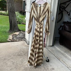 Gorgeous Long Dress Size Small Long sleeves NEW